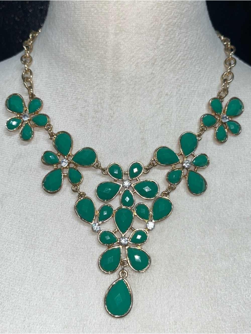 Womens Green Fashion Necklace Gold Plated